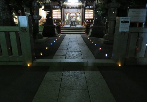 ８月の夜詣り参拝は８日、２２日です