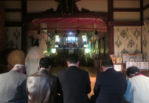 11月の夜詣り参拝は、4日・18日です